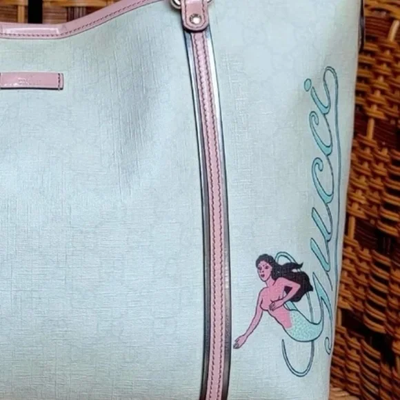 Authentic Gucci Mermaid tote. Click on desc to see details. WILL TRADE FOR LV - Picture 5 of 8